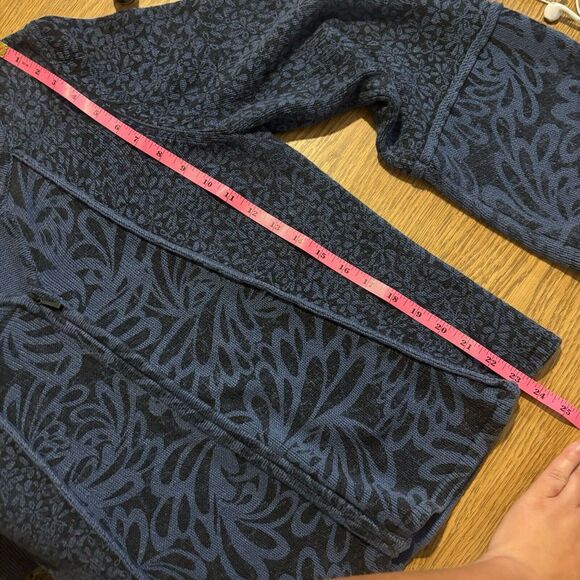 Foxcroft Zipper Cardigan Sweater Blue Floral Bell Sleeve Womens Size Large - Picture 6 of 7